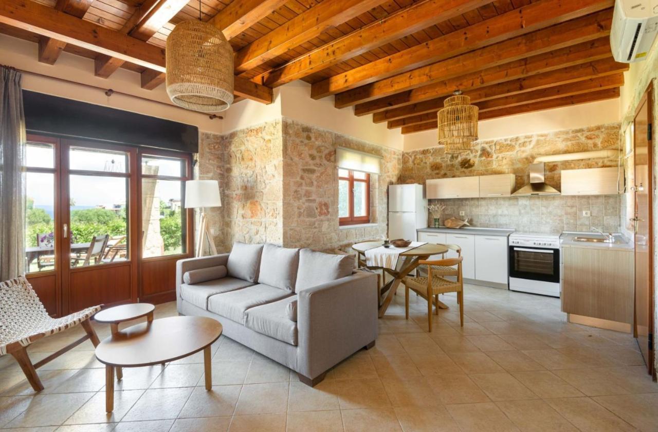 Rastoni Retreats #Feelslikehome Áfitos Exterior foto