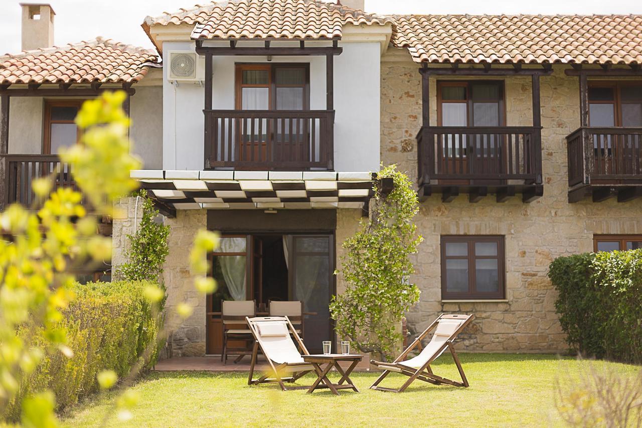 Rastoni Retreats #Feelslikehome Áfitos Exterior foto